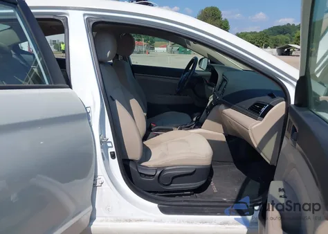 2017 Hyundai Elantra Value Edition из США, поврежденный, VIN 5NPD84LF7HH164491